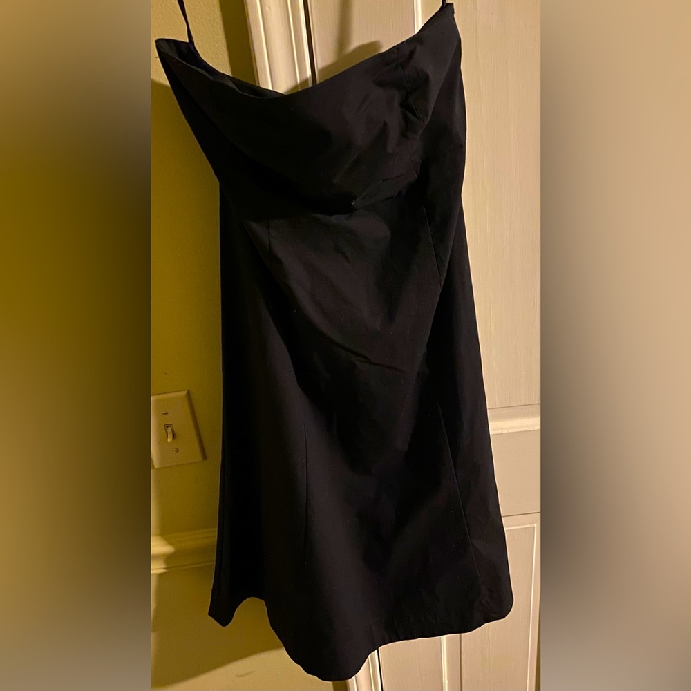 Above-the-knee Black cotton strapless a-line dress from the Gap.